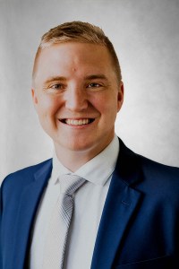 Alex Albers headshot