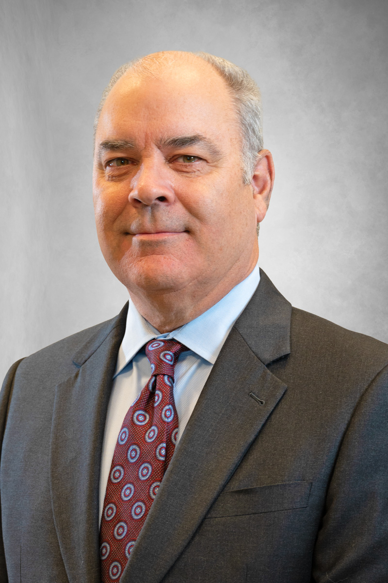 Christopher R. Cashen headshot