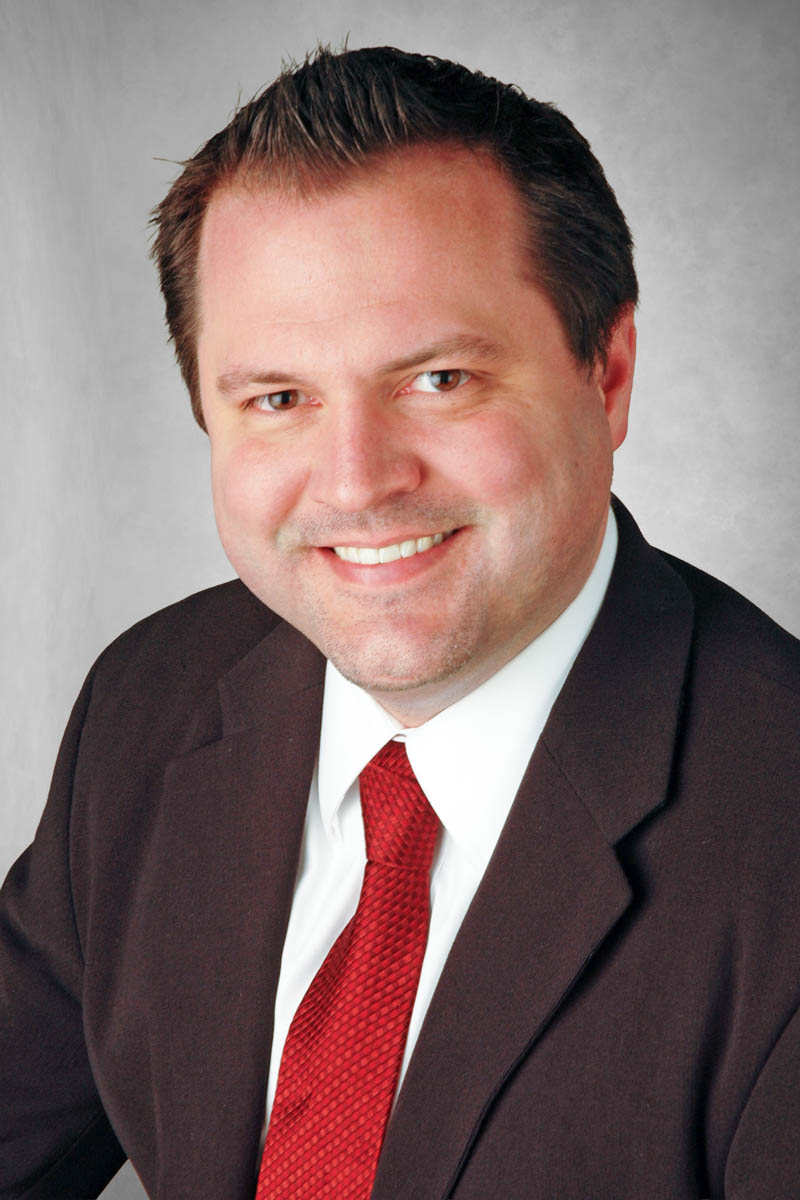 Christopher W. Elswick headshot