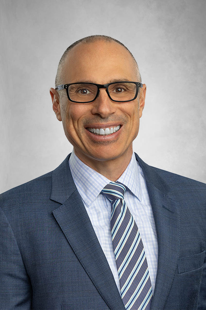 Dennis Leone headshot.