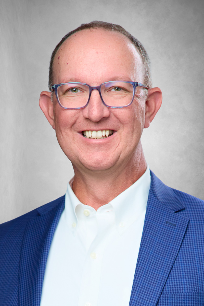 Sean C. Garin headshot