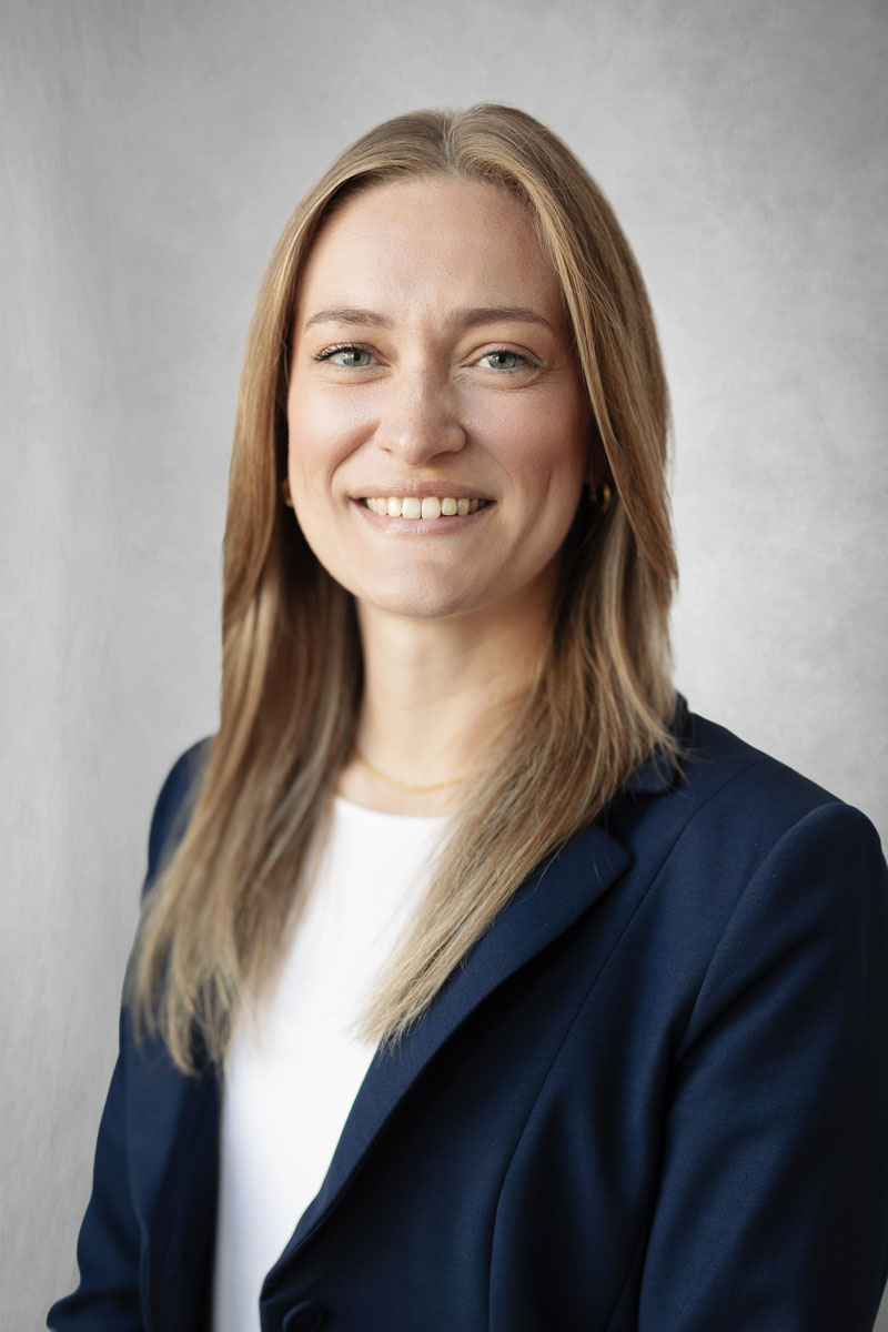 Gracie Engle headshot.