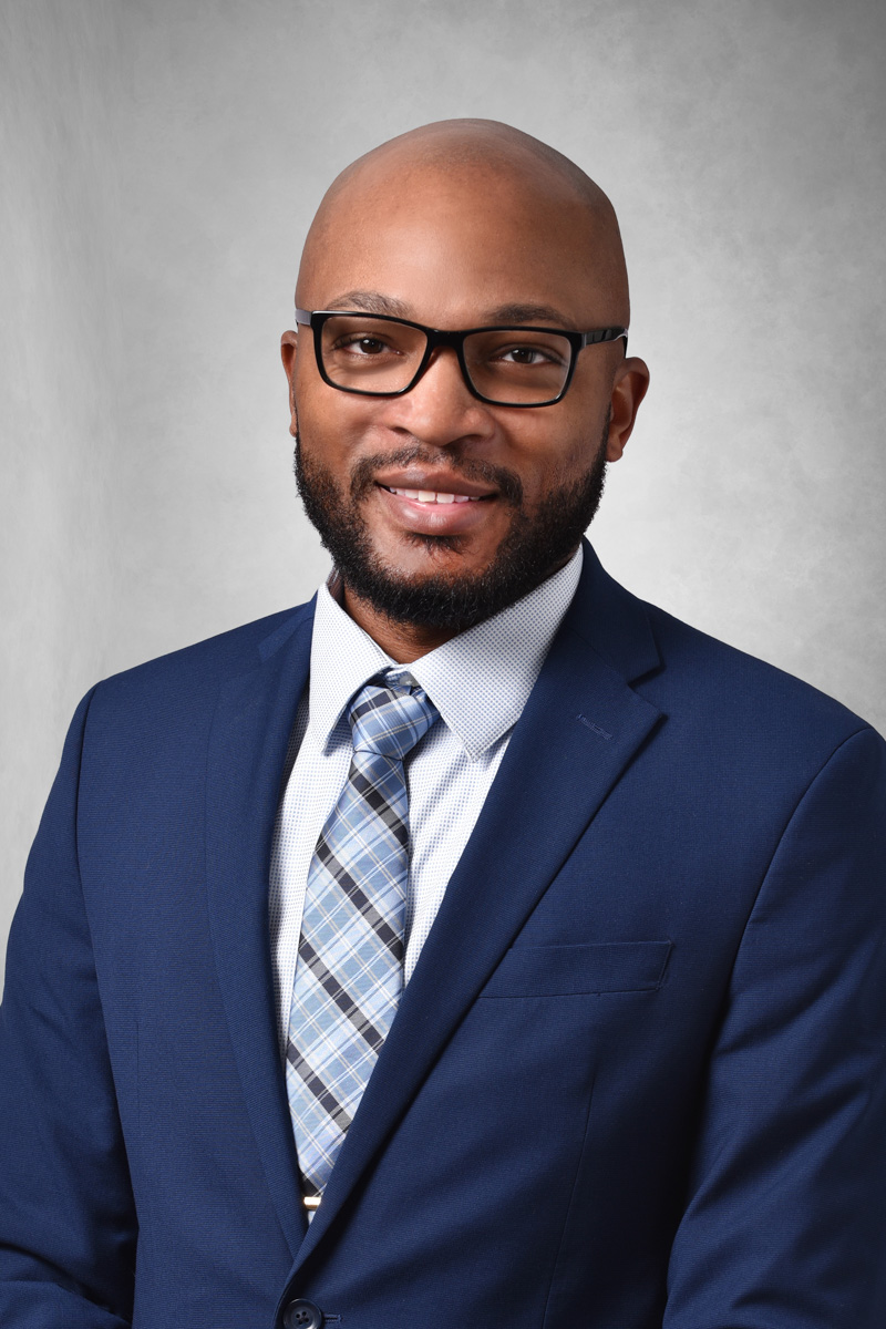 Tremayne J. Hogue headshot