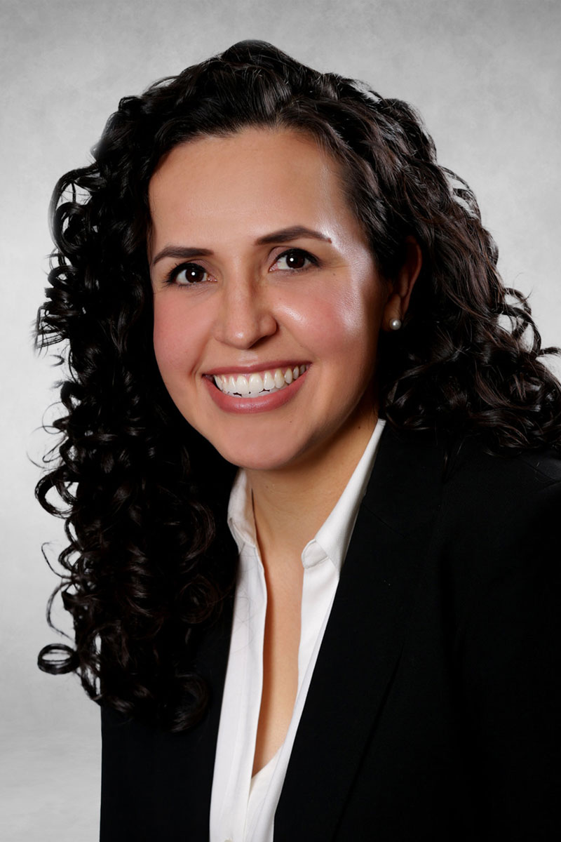 Kelli J. Amador headshot