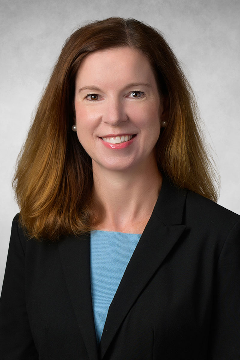 Laura E. Maloney headshot