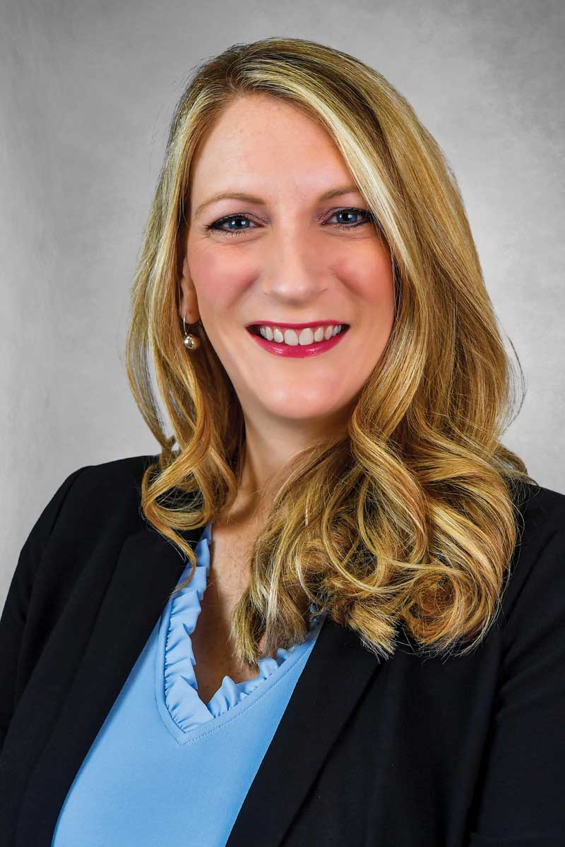 Lindsey Saad Headshot