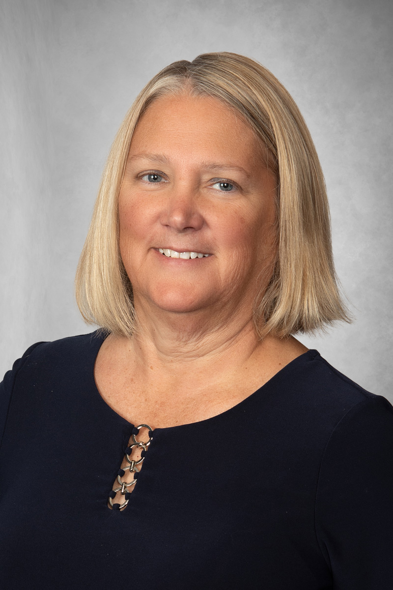 Lisa Pierce Headshot